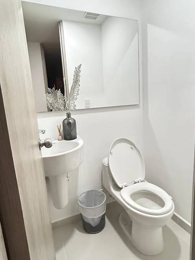 Apartamento Av El Poblado Apartment Medellin