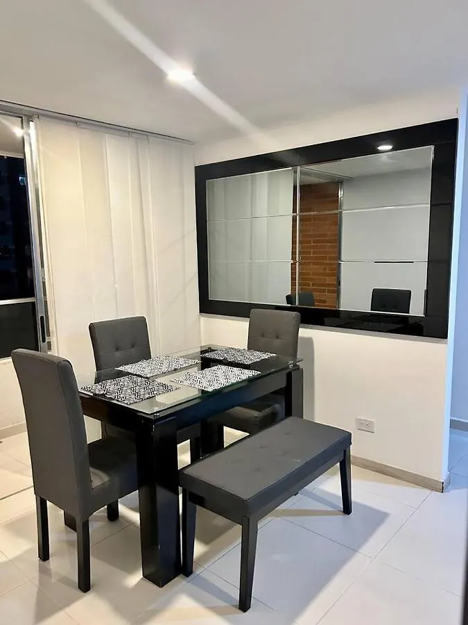 Apartamento Av El Poblado Apartment Medellin